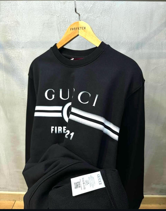 Cucci sweat shirt