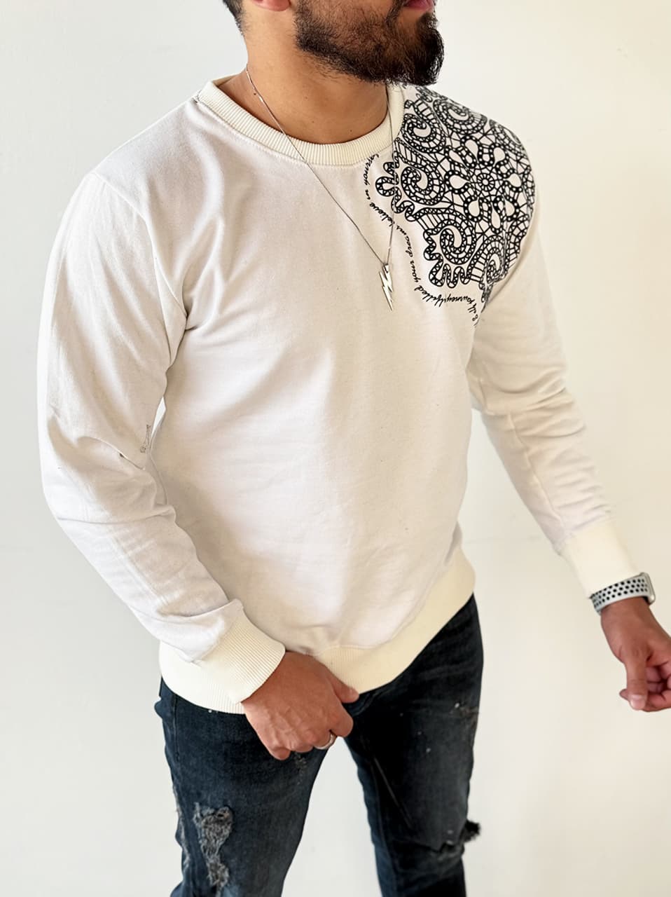 Zic white sweat shirt